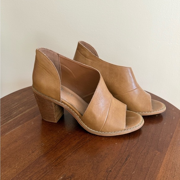 Mi.iM Shoes - Mi.iM Brown Jessica Heels Cutout Women’s Size 8.5